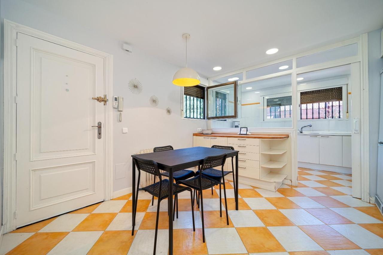 L Casa Cafe Madrid El Plantio Calle Segundo Anca 11 Madrid 28023 Ngoại thất bức ảnh